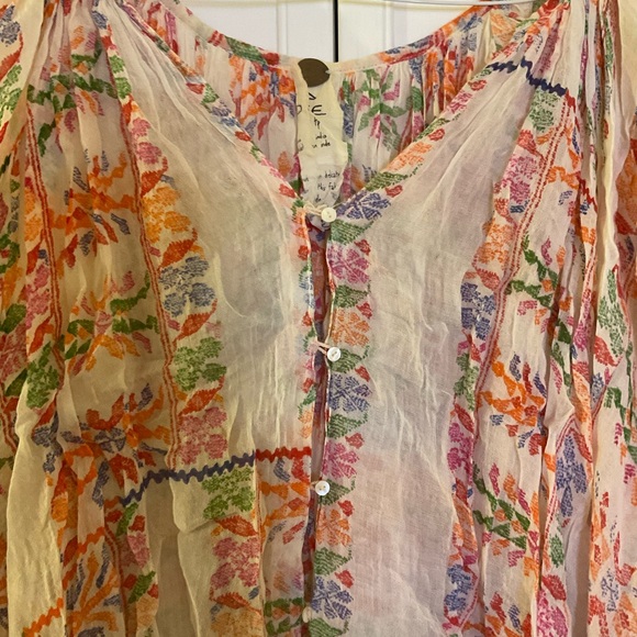 $20 ❌ SEND OFFER ❌ Free People Flowy Button Up Blouse - Picture 9 of 10